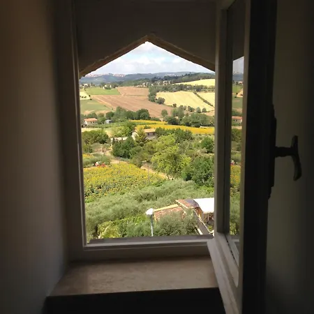 La Terrazza Fio...rita Bed and breakfast Ripa